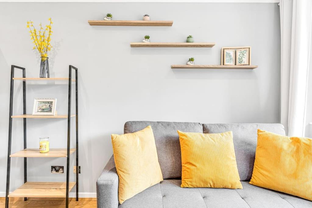 Luxstay Earls Court Apartment - Sleeps Up To 7 Londra Esterno foto